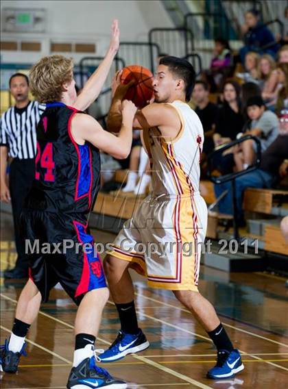Thumbnail 2 in Ocean View vs San Marcos (Santa Barbara Holiday Classic) photogallery.