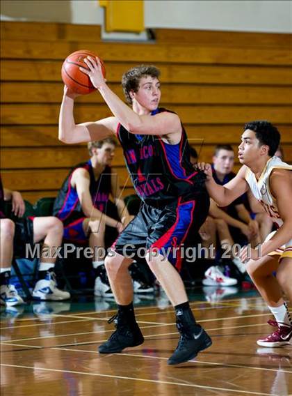 Thumbnail 1 in Ocean View vs San Marcos (Santa Barbara Holiday Classic) photogallery.