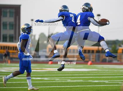 Thumbnail 3 in Seven Lakes @ Klein photogallery.