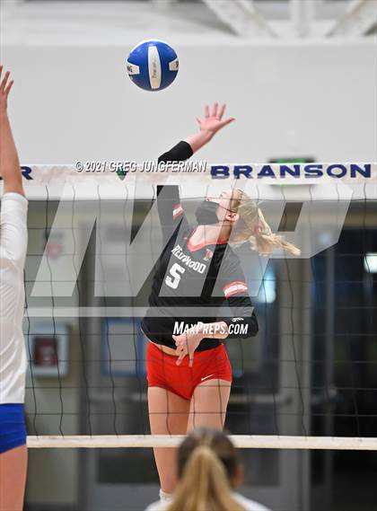 Thumbnail 3 in Redwood @ Branson photogallery.
