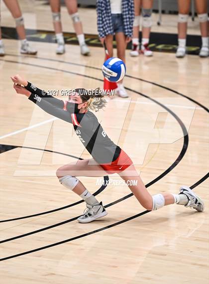Thumbnail 1 in Redwood @ Branson photogallery.