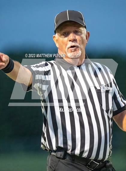 Thumbnail 2 in Cardinal Gibbons vs. Charlotte Catholic (NCHSAA 4A Final) photogallery.