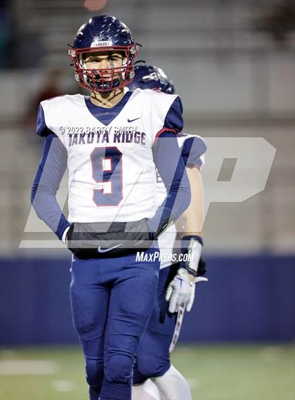 Thumbnail 2 in Loveland vs. Dakota Ridge (CHSAA 4A Second Round) photogallery.