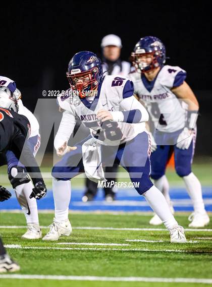 Thumbnail 2 in Loveland vs. Dakota Ridge (CHSAA 4A Second Round) photogallery.