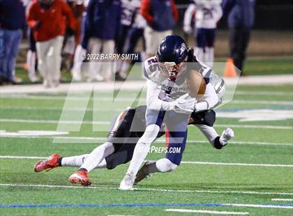 Thumbnail 2 in Loveland vs. Dakota Ridge (CHSAA 4A Second Round) photogallery.
