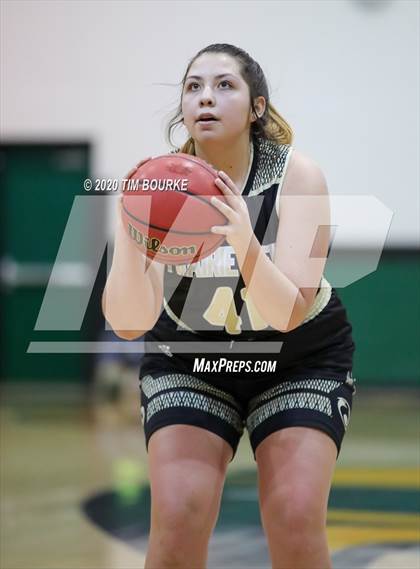Thumbnail 3 in Mountain Vista vs. Prairie View (CHSAA 5A Round 1 Playoff) photogallery.