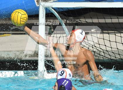 Thumbnail 3 in Roosevelt vs. Diamond Bar (Diamond Bar Classic) photogallery.