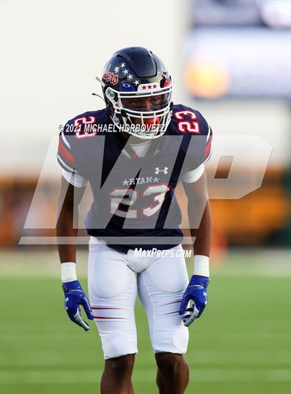 Thumbnail 2 in Guyer @ Ryan photogallery.