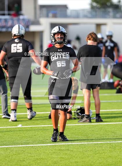 Thumbnail 1 in Guyer @ Ryan photogallery.