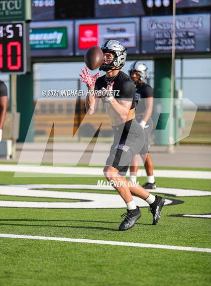 Thumbnail 2 in Guyer @ Ryan photogallery.