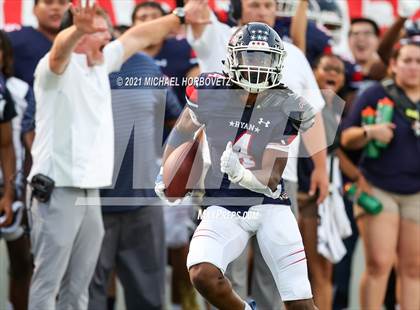 Thumbnail 2 in Guyer @ Ryan photogallery.
