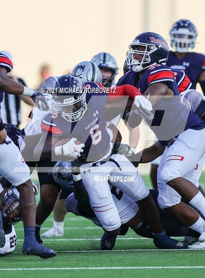 Thumbnail 2 in Guyer @ Ryan photogallery.