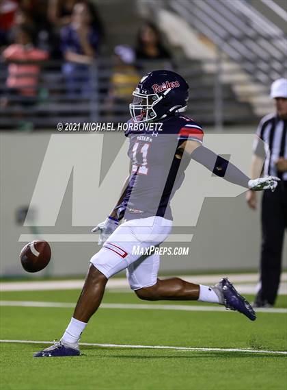 Thumbnail 1 in Guyer @ Ryan photogallery.