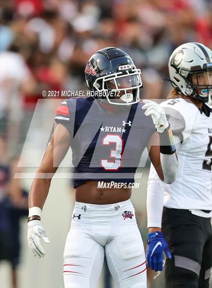 Thumbnail 2 in Guyer @ Ryan photogallery.