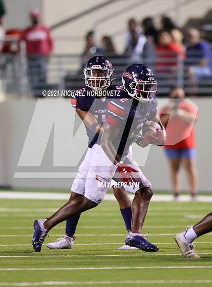 Thumbnail 3 in Guyer @ Ryan photogallery.