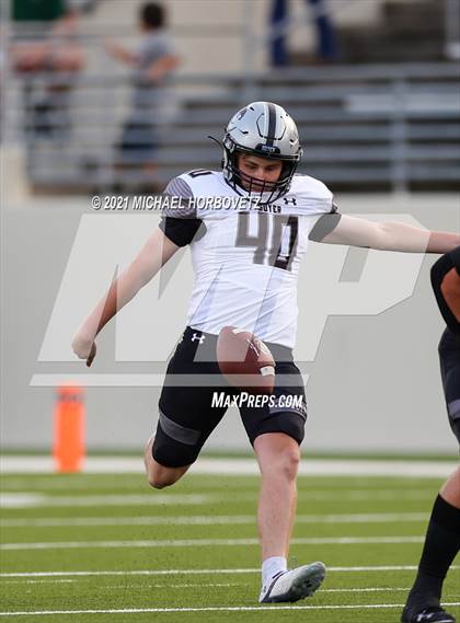 Thumbnail 2 in Guyer @ Ryan photogallery.