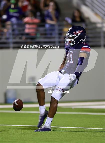 Thumbnail 2 in Guyer @ Ryan photogallery.