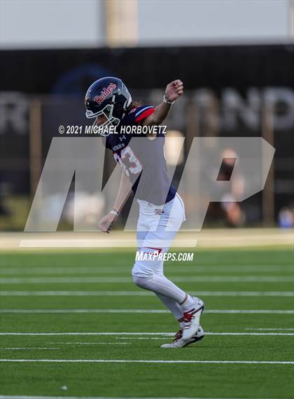 Thumbnail 3 in Guyer @ Ryan photogallery.
