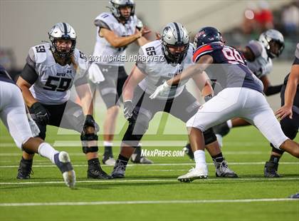 Thumbnail 2 in Guyer @ Ryan photogallery.