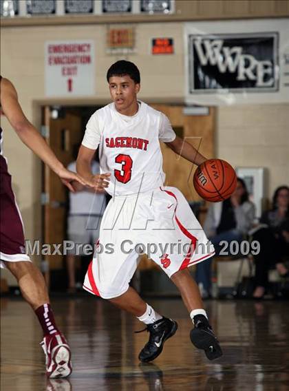 Thumbnail 3 in Sagemont vs Saint Benedicts (City of Palms Classic) photogallery.