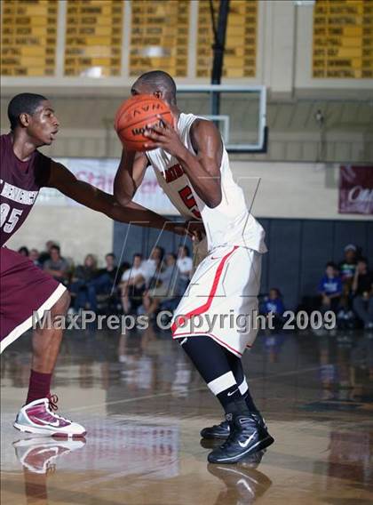 Thumbnail 2 in Sagemont vs Saint Benedicts (City of Palms Classic) photogallery.