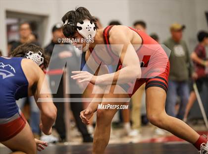 Thumbnail 3 in CHSAA 3A Region 4 Day One photogallery.