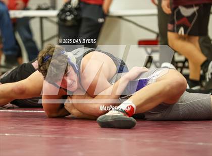 Thumbnail 1 in CHSAA 3A Region 4 Day One photogallery.