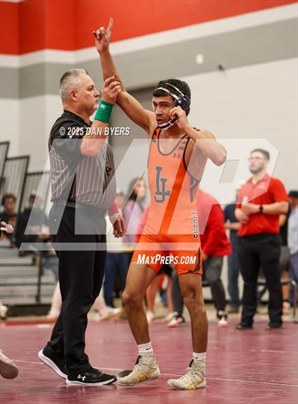 Thumbnail 2 in CHSAA 3A Region 4 Day One photogallery.