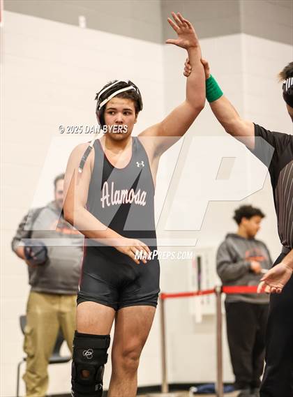Thumbnail 3 in CHSAA 3A Region 4 Day One photogallery.