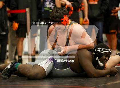 Thumbnail 3 in CHSAA 3A Region 4 Day One photogallery.
