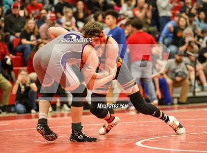 Thumbnail 1 in CHSAA 3A Region 4 Day One photogallery.