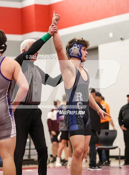 Thumbnail 2 in CHSAA 3A Region 4 Day One photogallery.