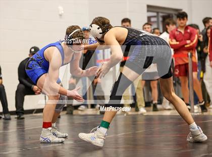 Thumbnail 3 in CHSAA 3A Region 4 Day One photogallery.