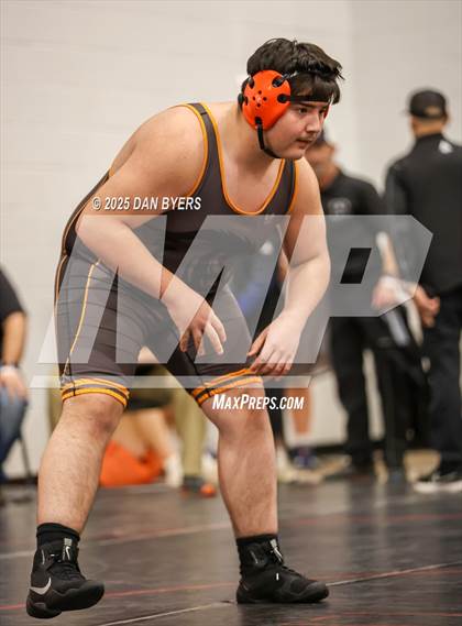 Thumbnail 2 in CHSAA 3A Region 4 Day One photogallery.