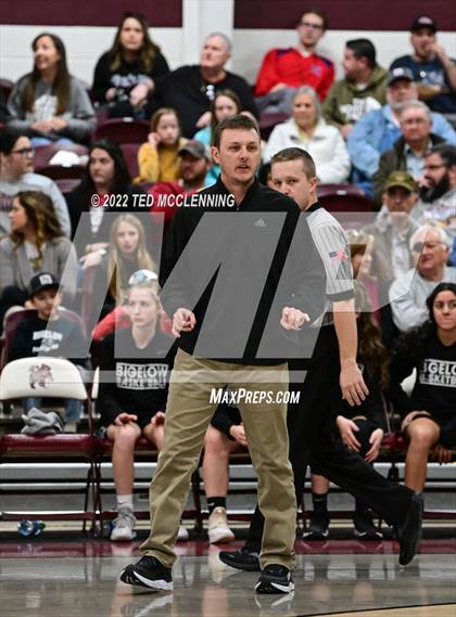 Thumbnail 3 in Tuckerman vs. Bigelow (AAA 2A Regional 1st round) photogallery.