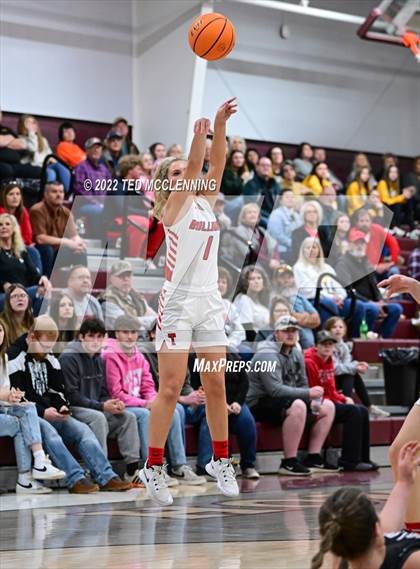 Thumbnail 2 in Tuckerman vs. Bigelow (AAA 2A Regional 1st round) photogallery.