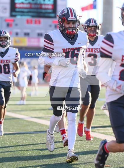 Thumbnail 3 in Pioneer vs Liberty Hill (UIL 5A D2 Quarterfinal Playoff) photogallery.