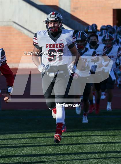 Thumbnail 2 in Pioneer vs Liberty Hill (UIL 5A D2 Quarterfinal Playoff) photogallery.