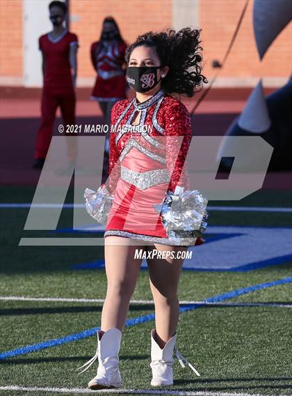 Thumbnail 3 in Pioneer vs Liberty Hill (UIL 5A D2 Quarterfinal Playoff) photogallery.