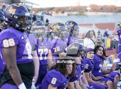 Thumbnail 2 in Pioneer vs Liberty Hill (UIL 5A D2 Quarterfinal Playoff) photogallery.