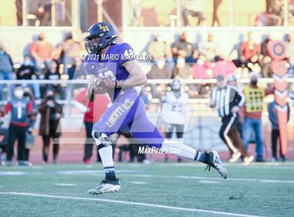 Thumbnail 2 in Pioneer vs Liberty Hill (UIL 5A D2 Quarterfinal Playoff) photogallery.