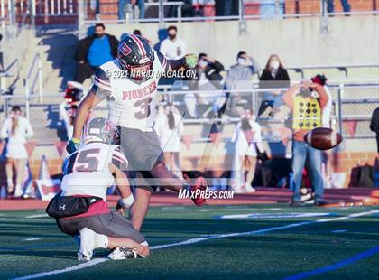 Thumbnail 1 in Pioneer vs Liberty Hill (UIL 5A D2 Quarterfinal Playoff) photogallery.