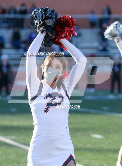 Thumbnail 3 in Pioneer vs Liberty Hill (UIL 5A D2 Quarterfinal Playoff) photogallery.