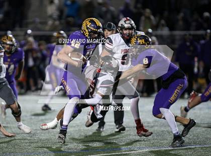 Thumbnail 2 in Pioneer vs Liberty Hill (UIL 5A D2 Quarterfinal Playoff) photogallery.
