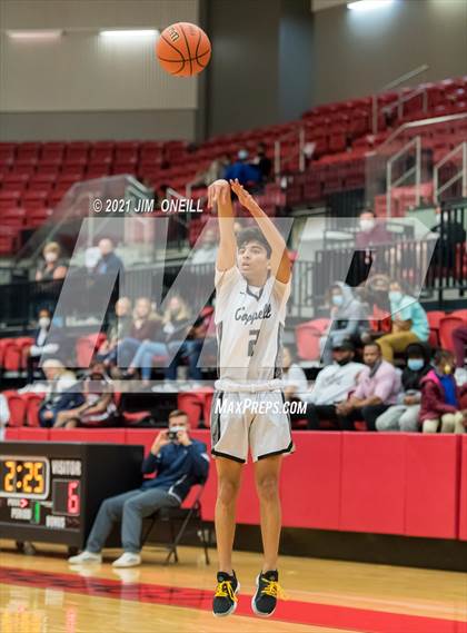 Thumbnail 2 in Lewisville @ Coppell photogallery.