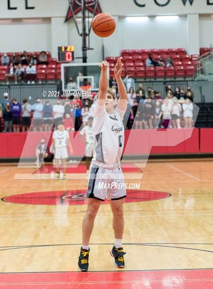 Thumbnail 3 in Lewisville @ Coppell photogallery.