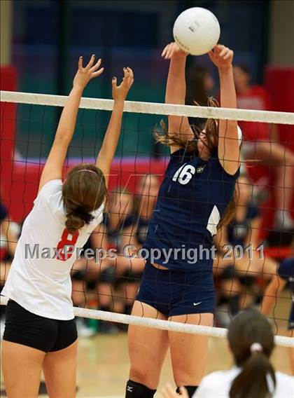 Thumbnail 3 in Menlo @ Castilleja photogallery.