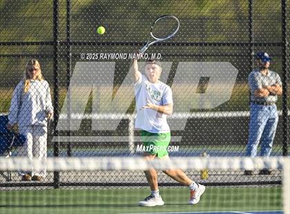 Thumbnail 2 in Norwell vs Yorktown (Delta Invitational) photogallery.
