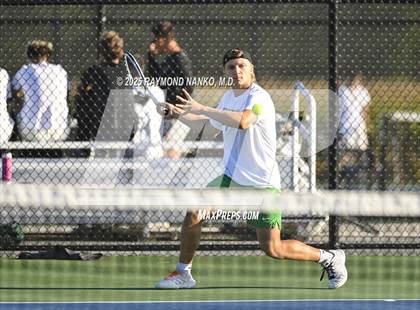 Thumbnail 2 in Norwell vs Yorktown (Delta Invitational) photogallery.