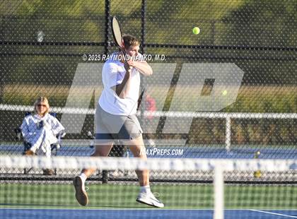 Thumbnail 3 in Norwell vs Yorktown (Delta Invitational) photogallery.